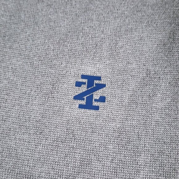 Izod Golf Sweater Mens Size M Medium Gray 1/4 Zip Athletic Sporty Perdormance - Picture 2 of 4